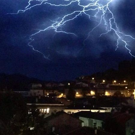 Pis Amb Encant A Campdevanol,Al Centre Del Poble. Kültér fotó